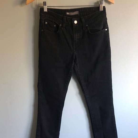 Black Levi Jeans - Picture 2 of 5